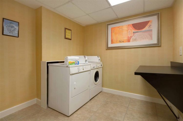 Hampton Inn & Suites Fort Lauderdale Airport , FL 33020 near Fort Lauderdale-hollywood International Airport View Point 27