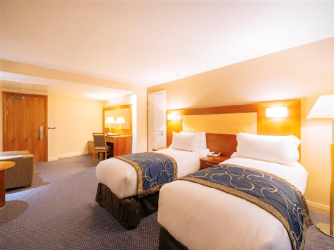 Sofitel London Gatwick ,  RH6 0PH near Gatwick Airport View Point 29