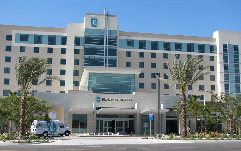 Embassy Suites by Hilton Ontario Airport , CA 91761 near Ontario International Airport View Point 3
