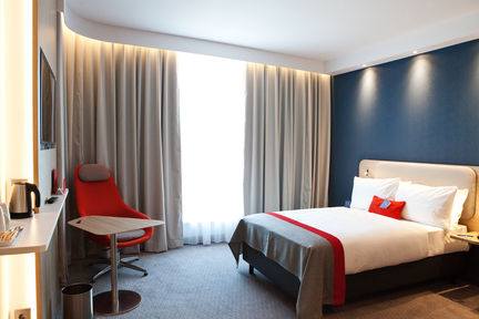 Holiday Inn Express Frankfurt Airport - Raunheim, an IHG Hotel ,  65479 near Frankfurt Airport View Point 23