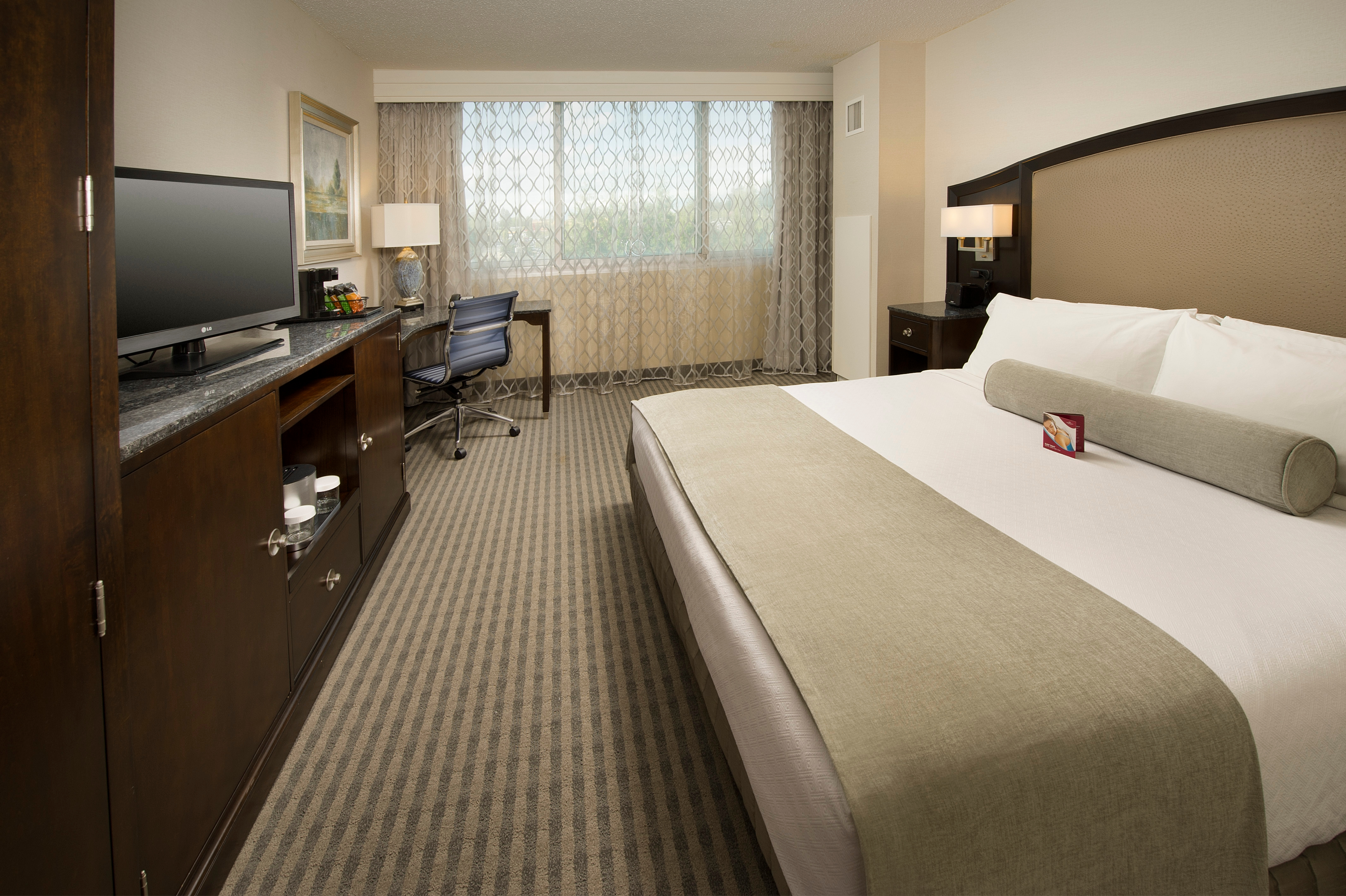 Skybridge Seattle Airport Hotel , WA 98188 near Seattle-tacoma International Airport View Point 31