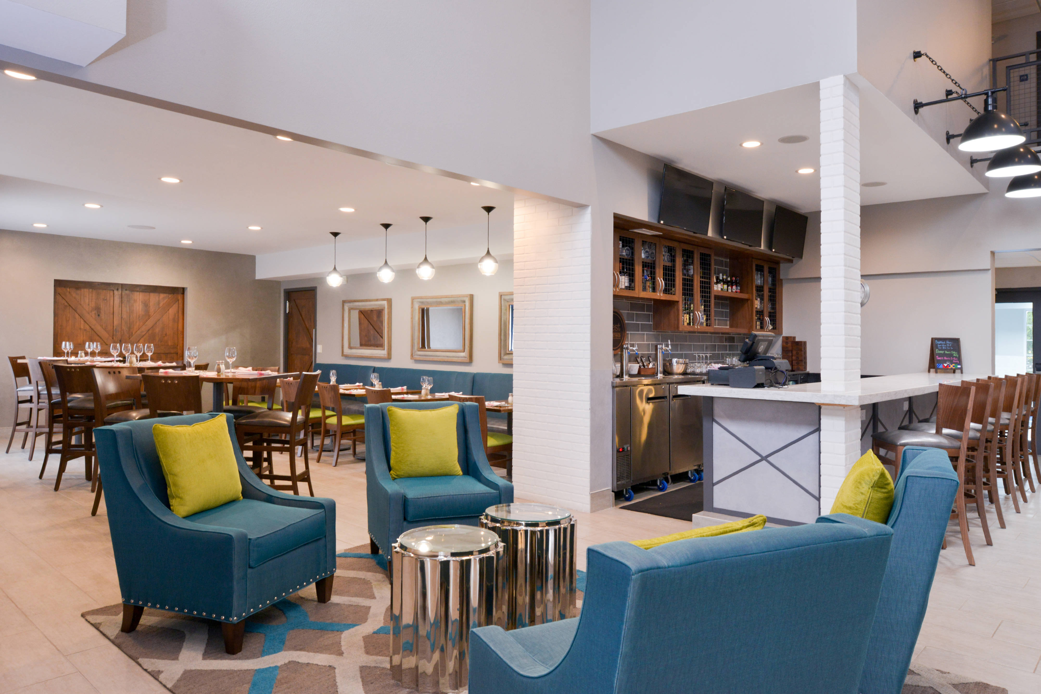 Four Points By Sheraton Mount Prospect O’Hare , IL 60056 near Ohare International Airport View Point 6