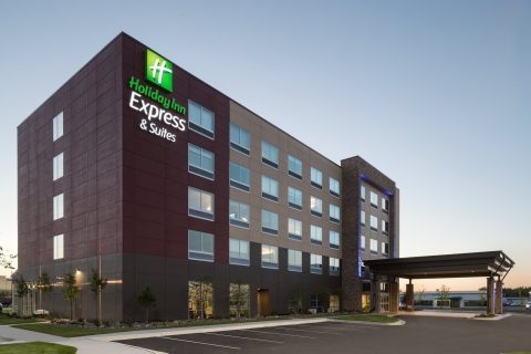 Holiday Inn Exp Stes Hermantown By Ihg