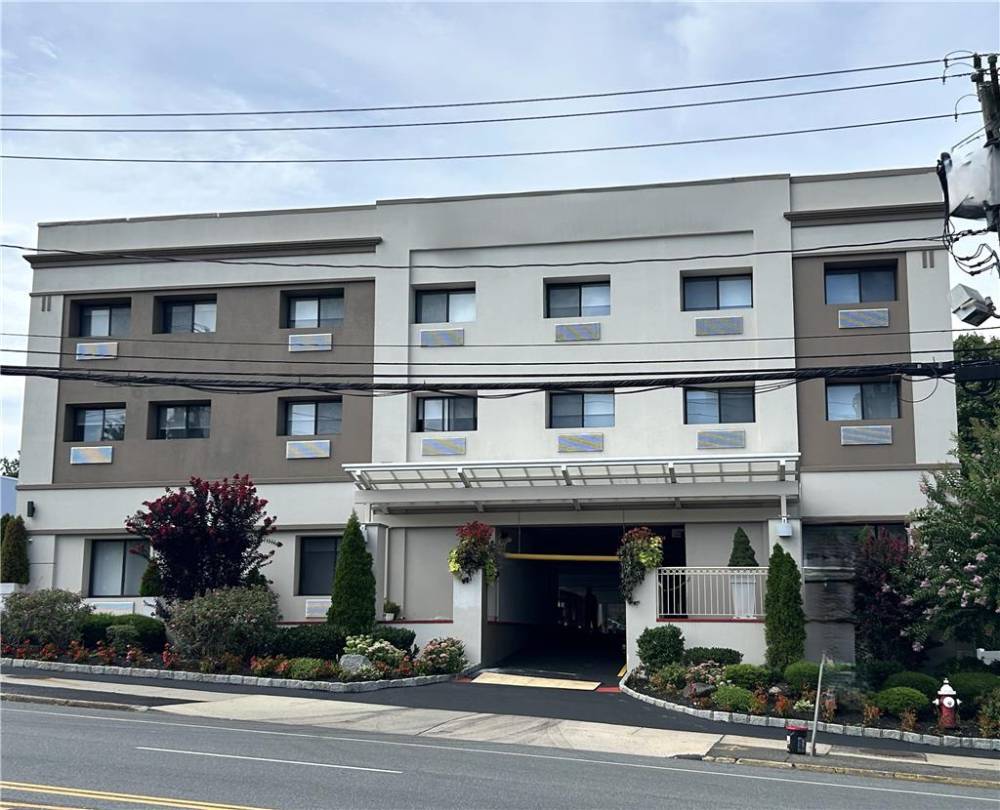 Best Western Roslyn-long Island Hotel