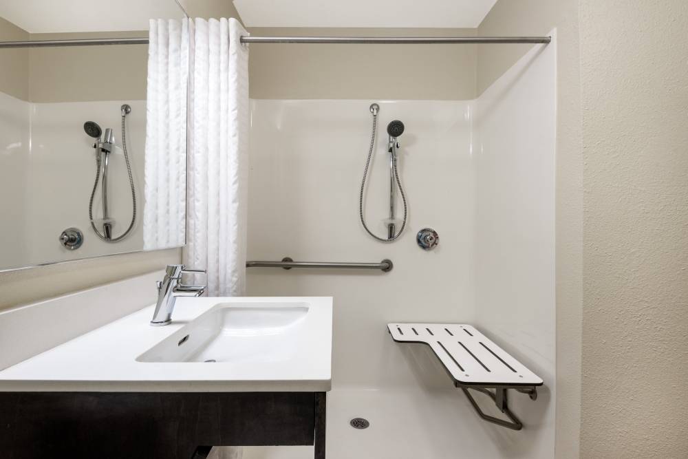 Candlewood Suites Durham 6