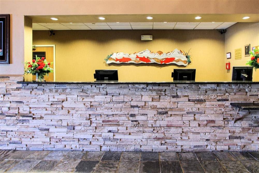 Clarion Suites Downtown 5