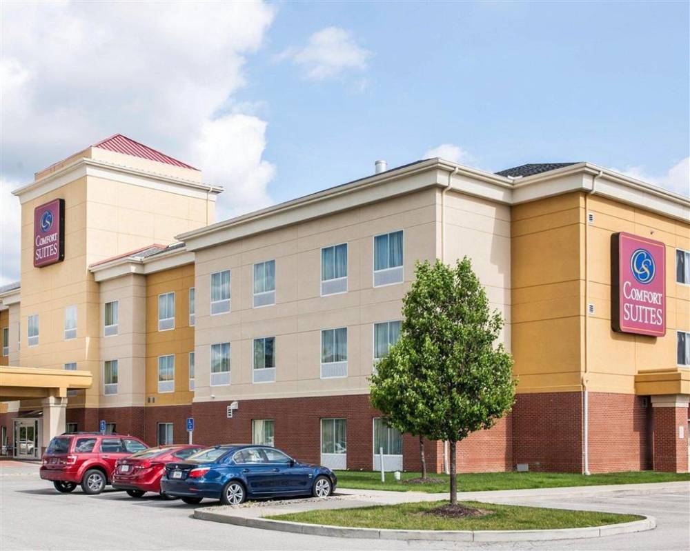 Comfort Suites Near Indianapolis Airport