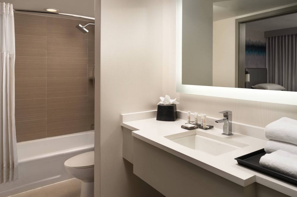 Costa Mesa Marriott 1