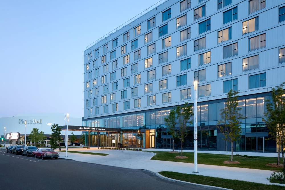 Courtyard By Marriott Laval
