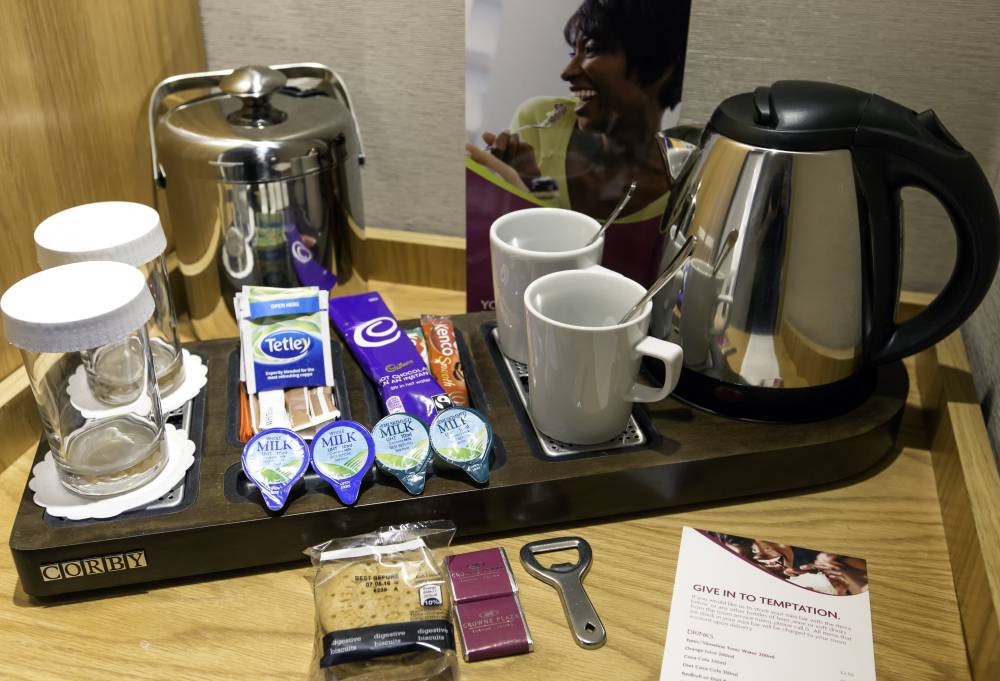 Crowne Plaza Ealing 7
