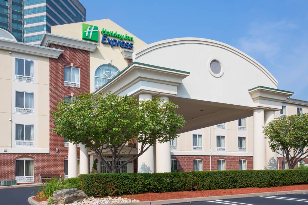 Holiday Inn Exp Stes Town Cen