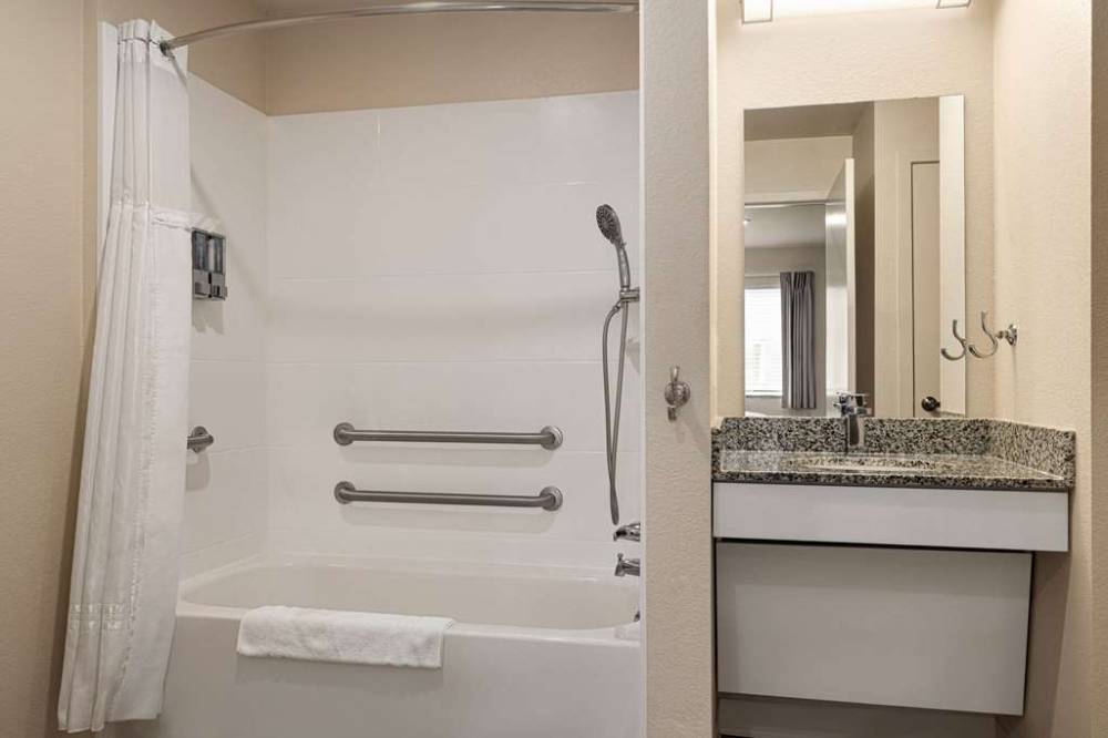 Waterwalk Extended Stay Raleigh Durham Research Triangle 7